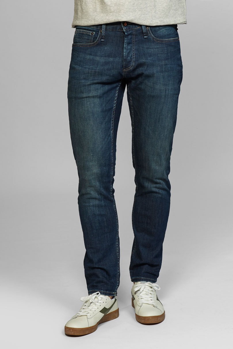 Los jeans más vendidos de las 9 mejores marcas de denim Los jeans más vendidos de las 9 mejores marcas de denim