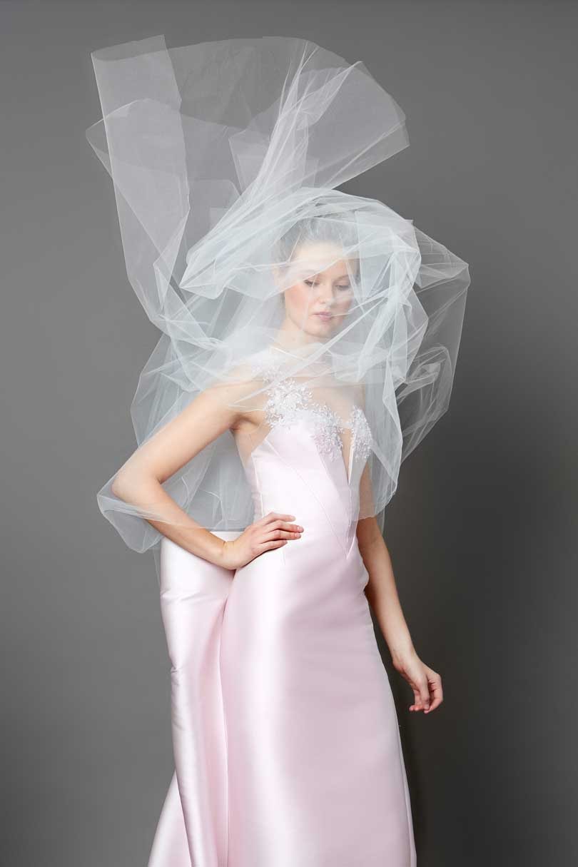 Gustavo Cadile, el diseñador especializado en novias que brilla en Nueva York Gustavo Cadile, el diseñador especializado en novias que brilla en Nueva York