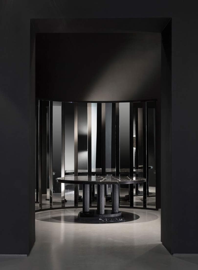 Las esculturas de Karl Lagerfeld aterrizan en Londres Las esculturas de Karl Lagerfeld aterrizan en Londres