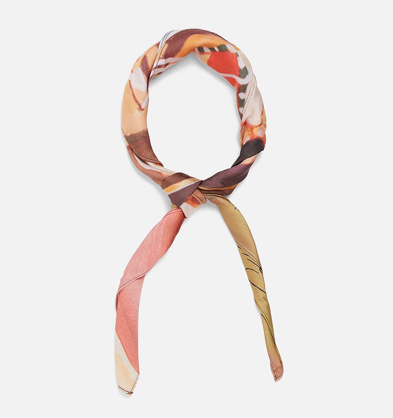 Zara lanza una colección cápsula en colaboración con 3 artistas Zara lanza una colección cápsula en colaboración con 3 artistas