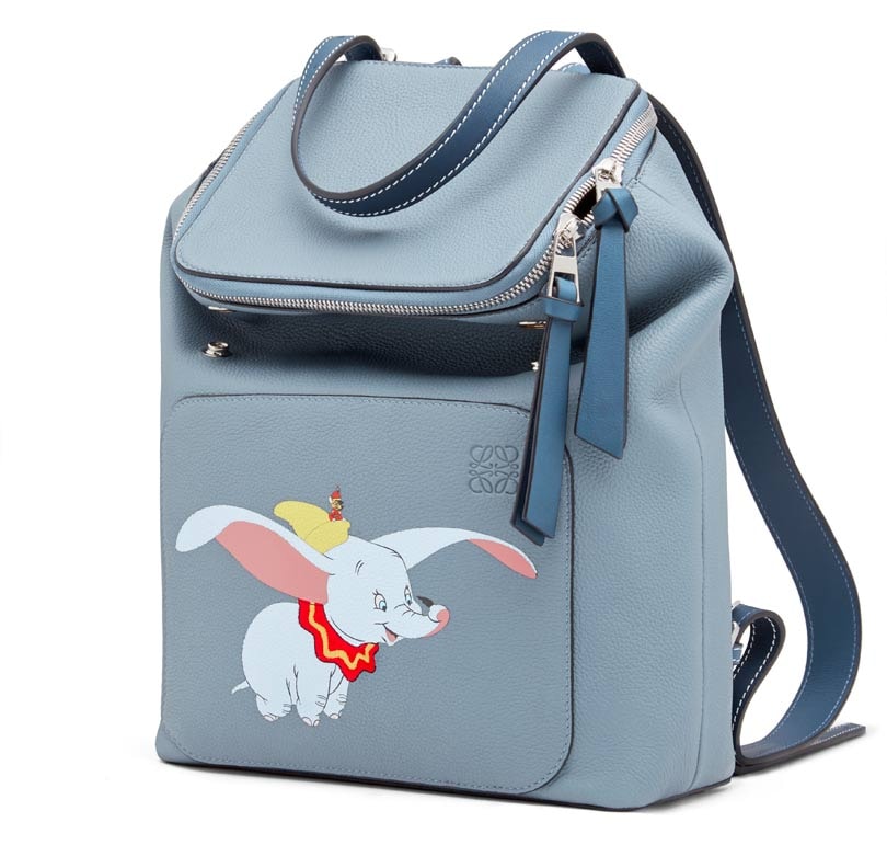 Loewe se rinde a los encantos de Dumbo con una colección cápsula Loewe se rinde a los encantos de Dumbo con una colección cápsula
