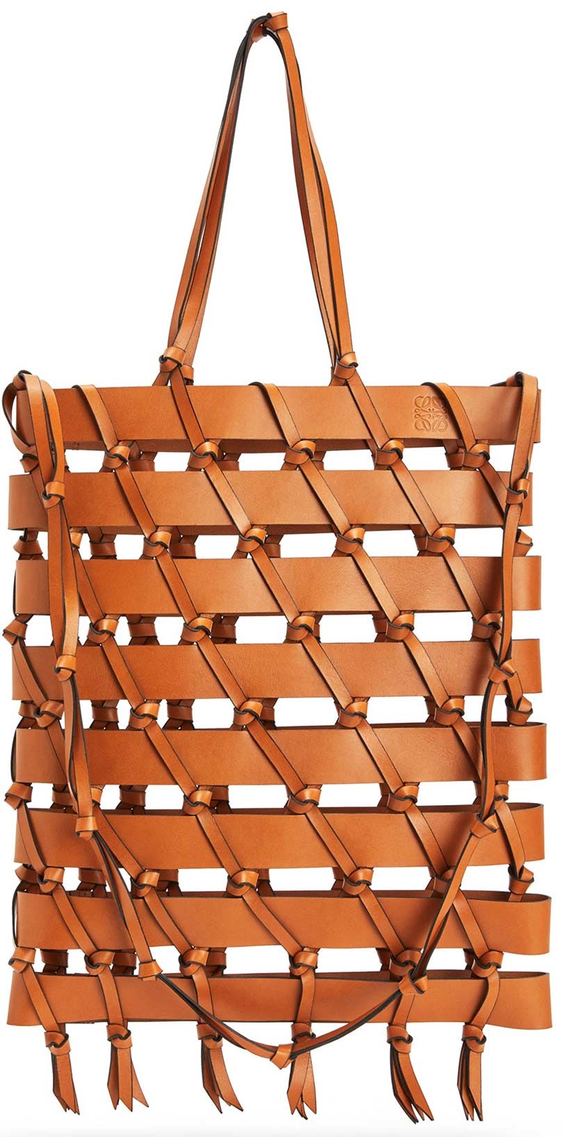 Loewe presenta su colección más artesanal en el Salone del Mobile de Milán Loewe presenta su colección más artesanal en el Salone del Mobile de Milán