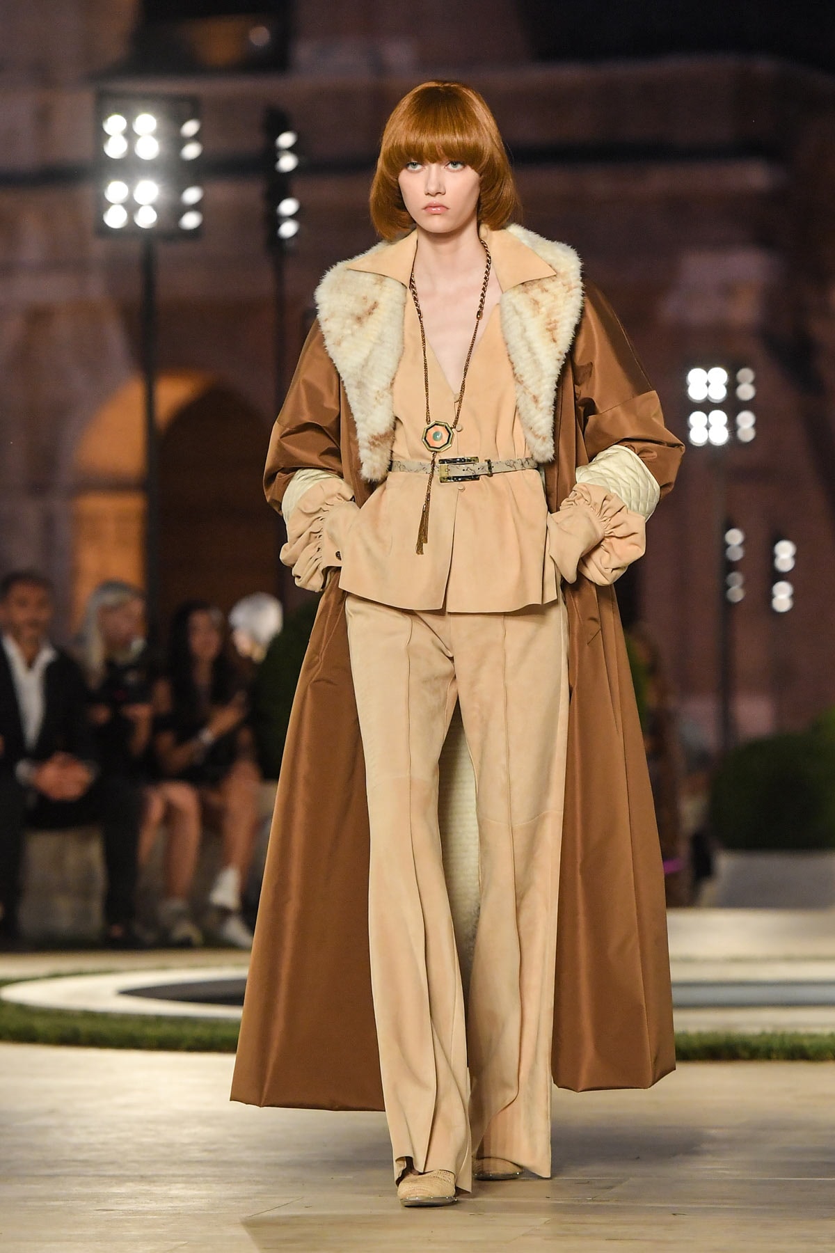 Fendi homenajea a Lagerfeld con un desfile en el corazón de Roma Fendi homenajea a Lagerfeld con un desfile en el corazón de Roma