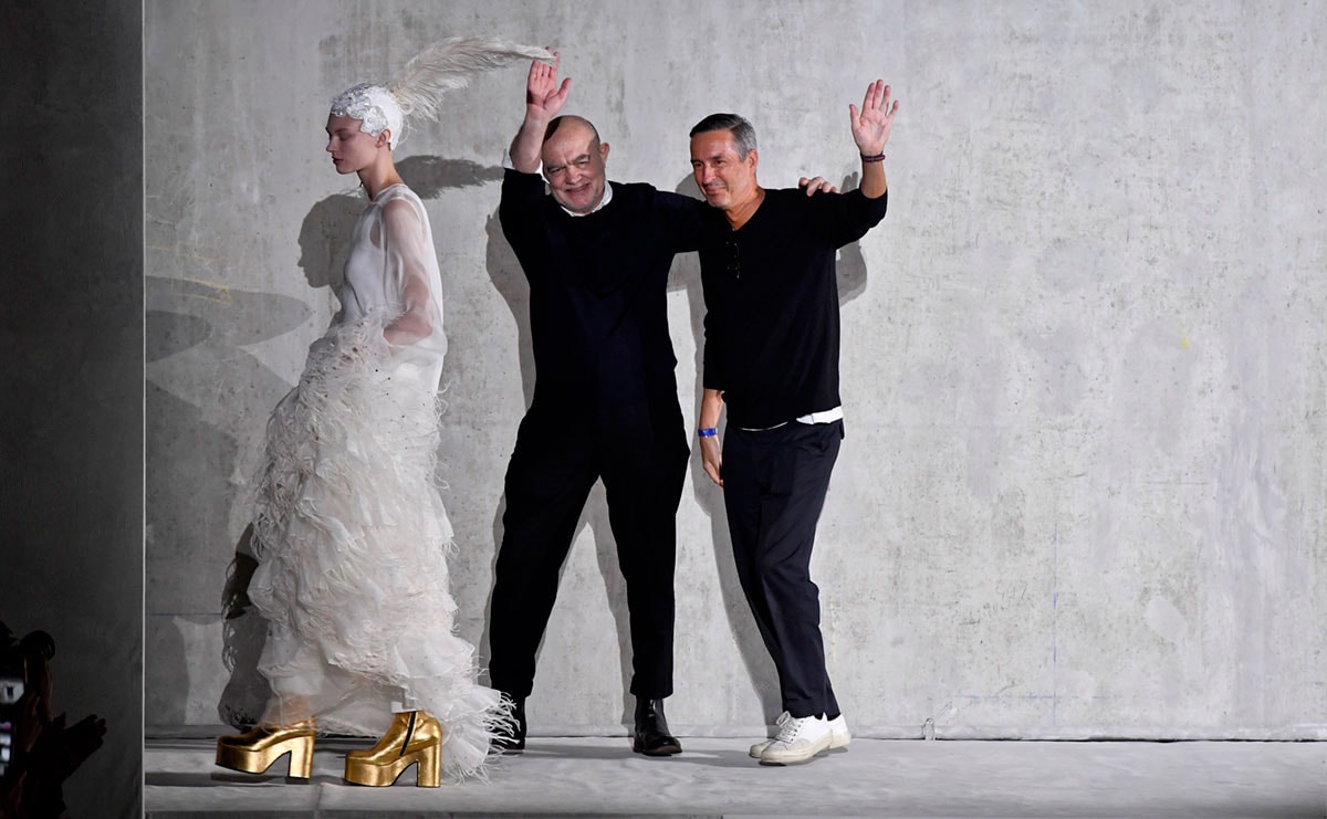 De Leandro Cano a la intrusa en el desfile de Chanel: lo más destacado de la Semana de la Moda de París SS20 De Leandro Cano a la intrusa en el desfile de Chanel: lo más destacado de la Semana de la Moda de París SS20