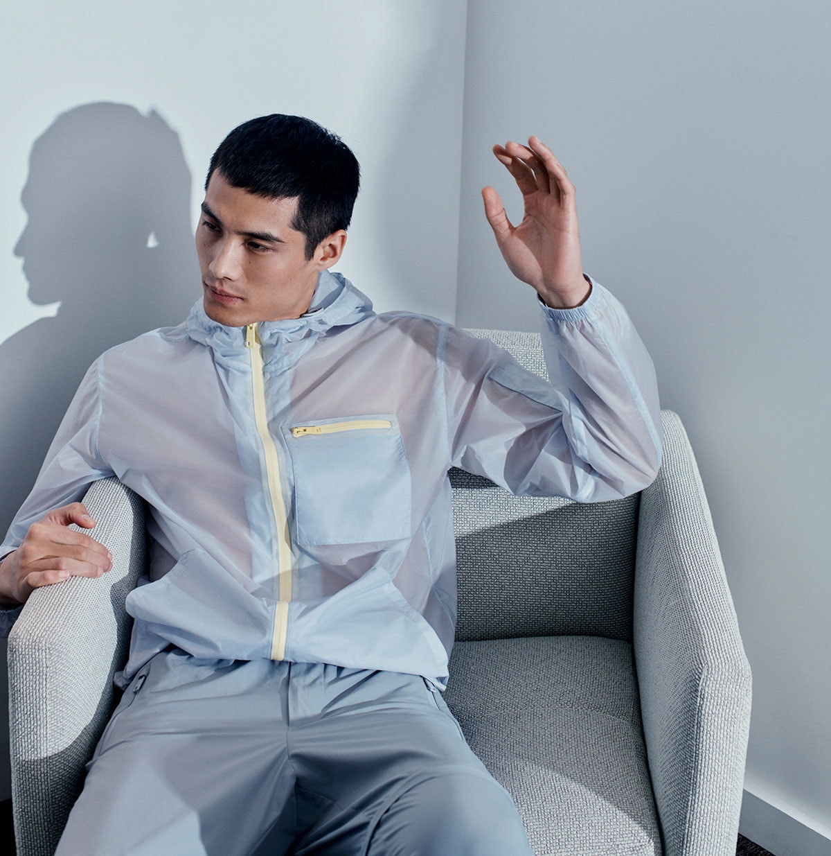 Mytheresa debuta en la moda masculina de la mano de Prada Mytheresa debuta en la moda masculina de la mano de Prada