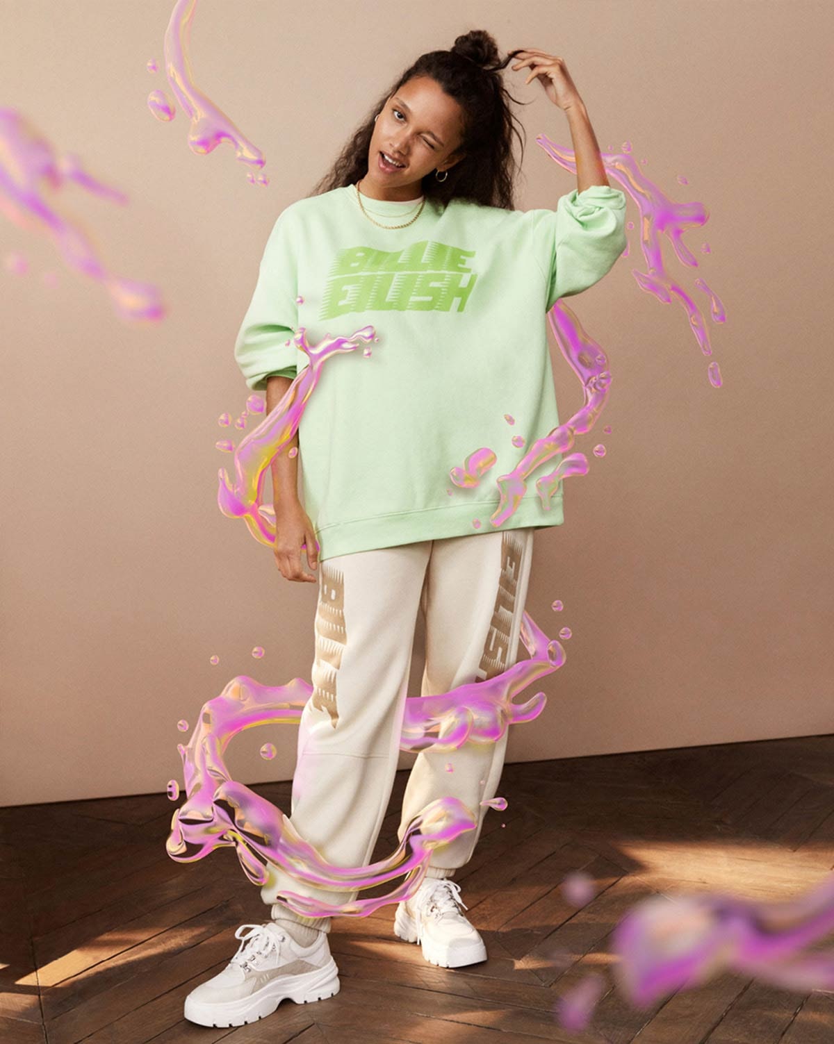 H&M se enfrenta a Inditex y lanza una colección con Billie Eilish H&M se enfrenta a Inditex y lanza una colección con Billie Eilish