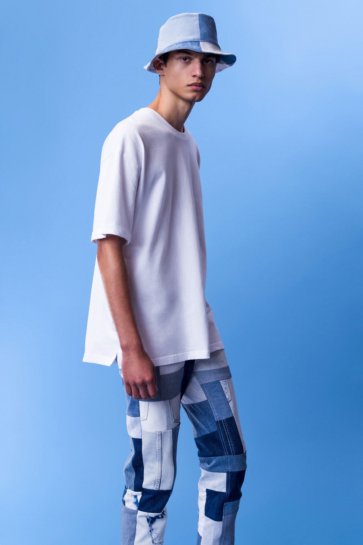 Bershka abraza la sostenibilidad con una colección “de proximidad” sin género y a partir de retales Bershka abraza la sostenibilidad con una colección “de proximidad” sin género y a partir de retales