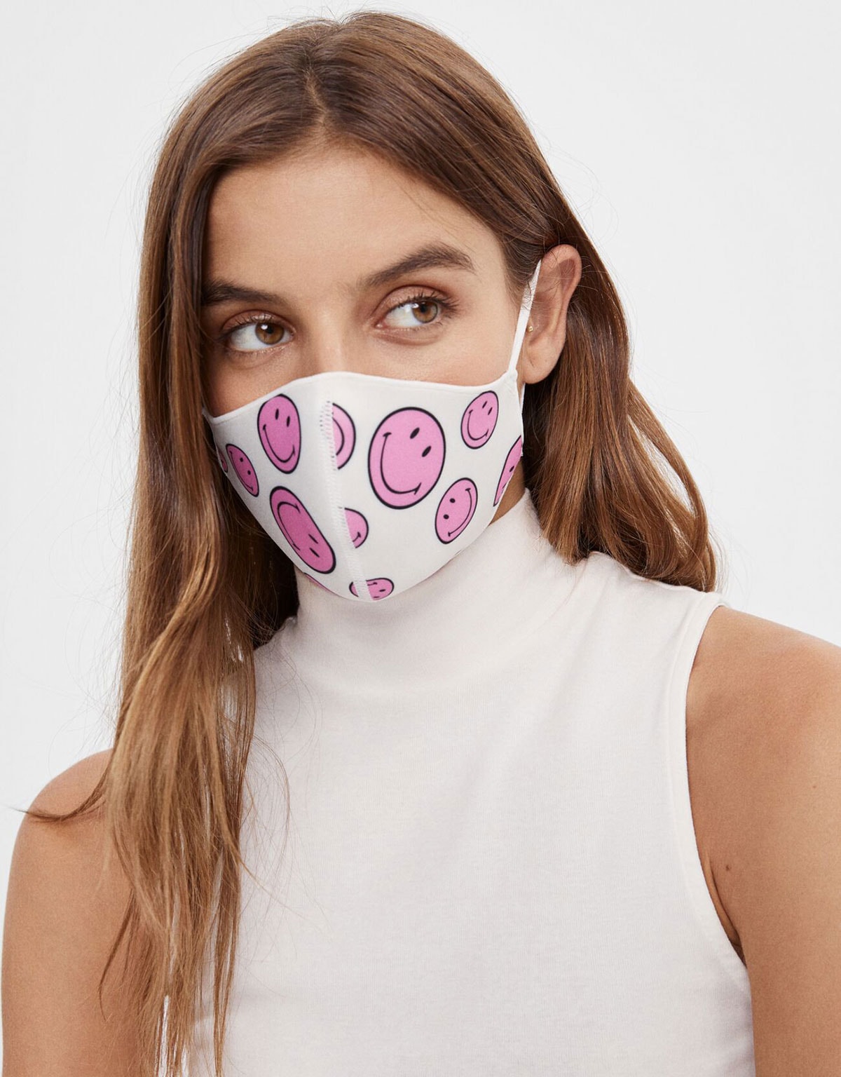 Inditex causa auténtico furor con sus primeros modelos de mascarillas Inditex causa auténtico furor con sus primeros modelos de mascarillas