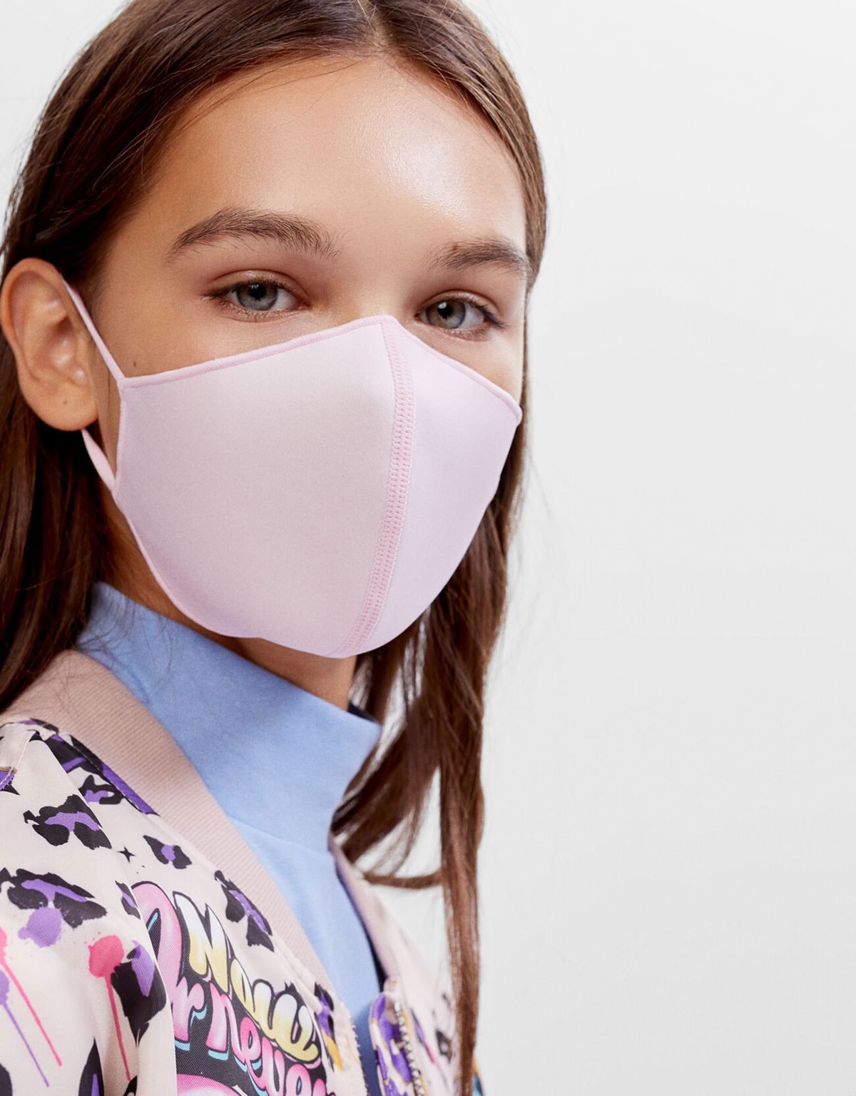Inditex causa auténtico furor con sus primeros modelos de mascarillas Inditex causa auténtico furor con sus primeros modelos de mascarillas