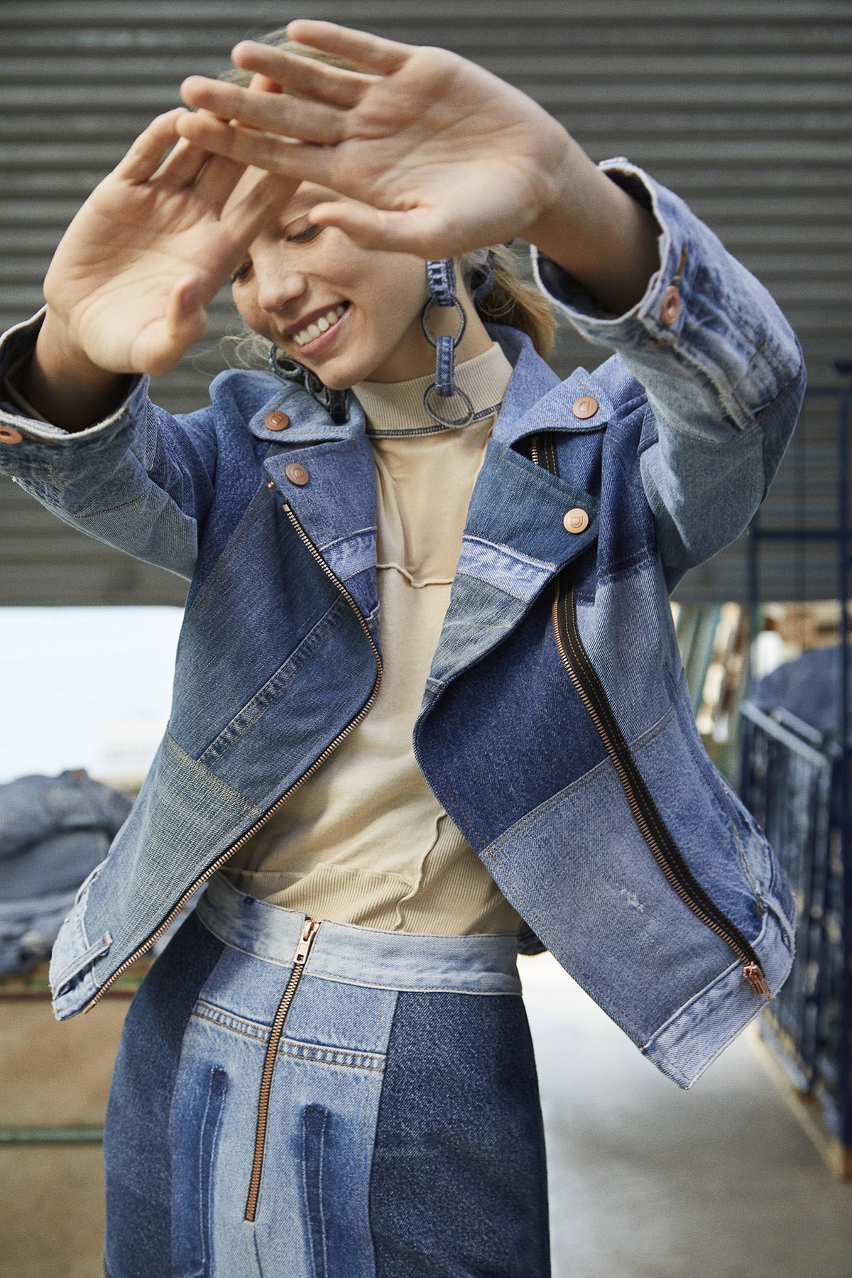 Desigual lanza “Love the World”, una nueva línea sostenible de carácter permanente Desigual lanza “Love the World”, una nueva línea sostenible de carácter permanente